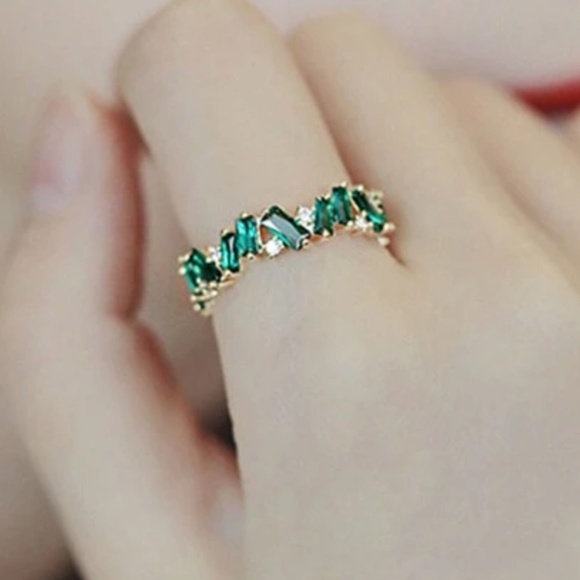 Luxe 14k Gold Plated 925 Sterling Silver Cubic Zirconia Ring - Picture 4 of 9